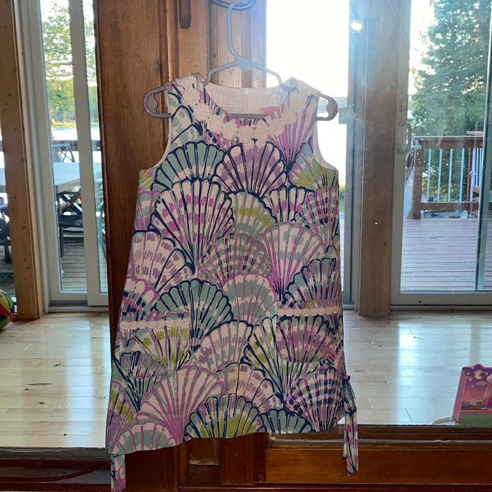 Lilly Pulitzer Size 4